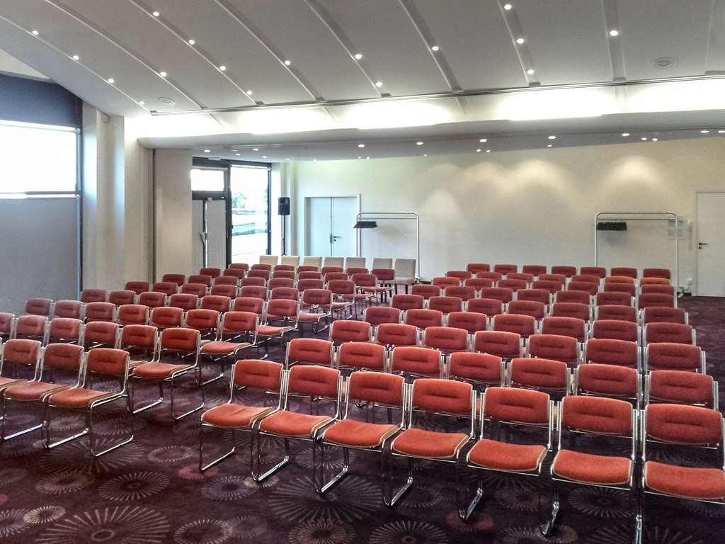 Hotel Ibis Styles Evry And Events 3*
