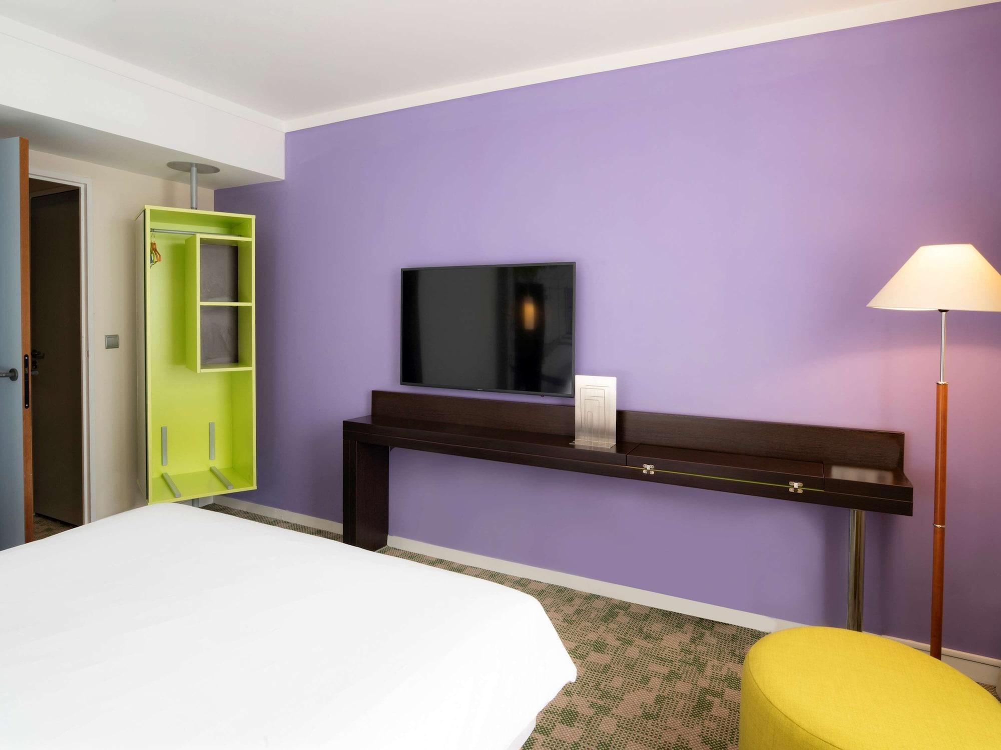 Ibis Styles Evry And Events Hotel Courcouronnes