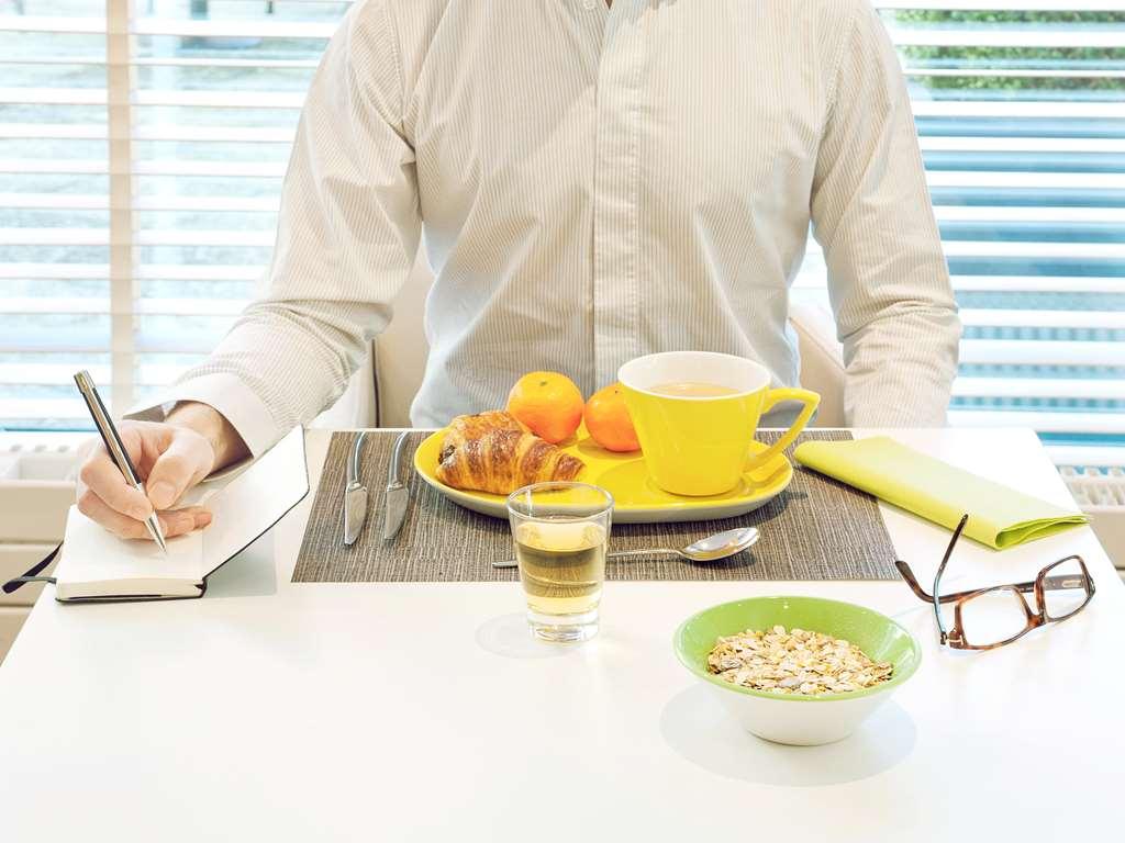 Ibis Styles Evry And Events 3*