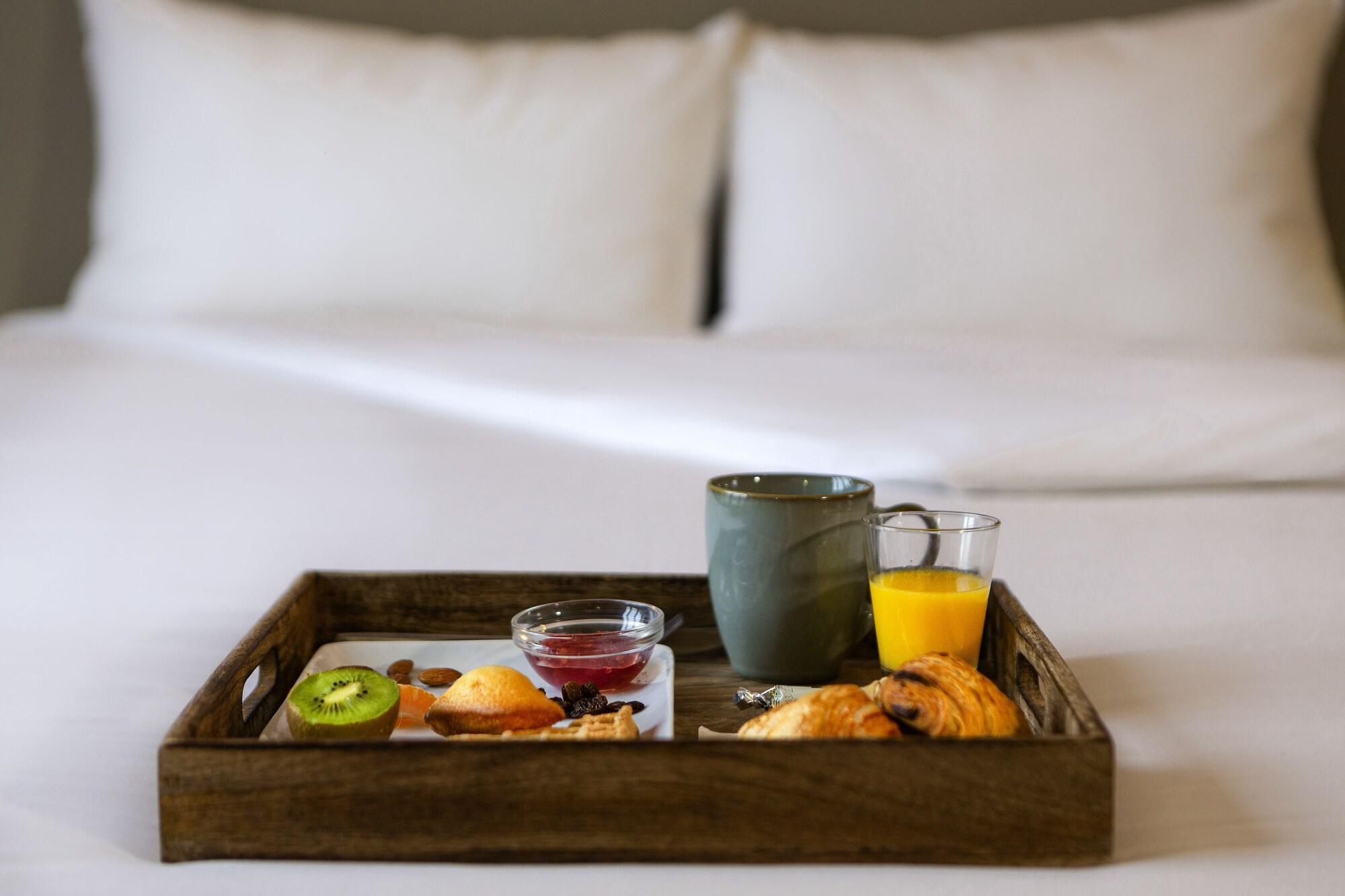 Ibis Styles Evry And Events Hotel Courcouronnes