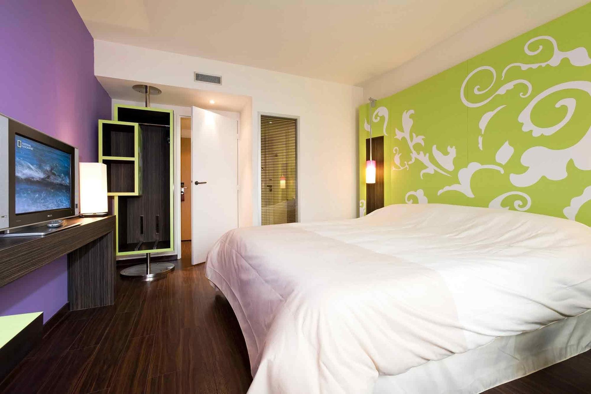 Ibis Styles Evry And Events Courcouronnes